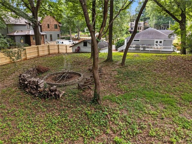 1752 Springer Street NW, Atlanta, GA 30318