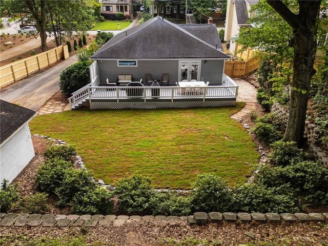 1752 Springer Street NW, Atlanta, GA 30318