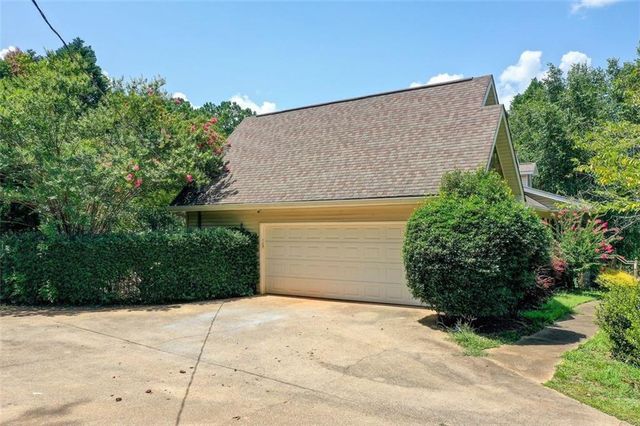 75 Bent Arrow Drive, Stockbridge, GA 30281