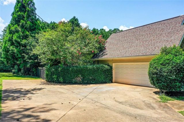 75 Bent Arrow Drive, Stockbridge, GA 30281