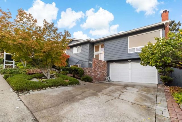 3848 Vineyard Drive, Redwood City, CA 94061