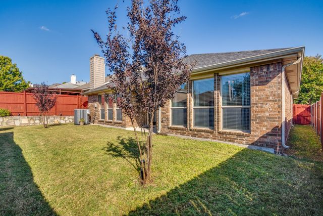 3629 Swallow Drive, Mesquite, TX 75181