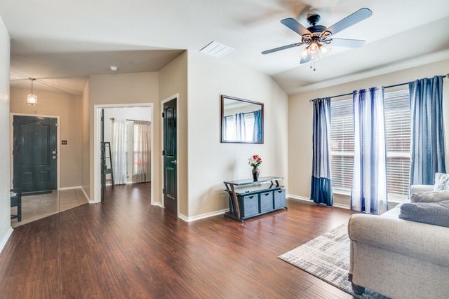 3629 Swallow Drive, Mesquite, TX 75181