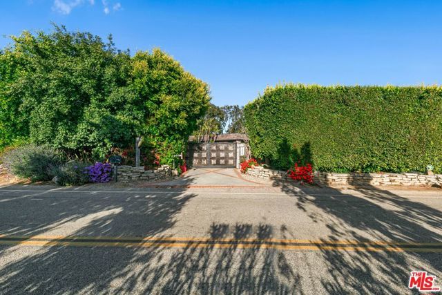 7038 Dume Drive, Malibu, CA 90265