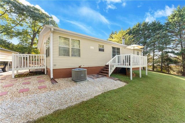 7270 Wits End Drive, Gainesville, GA 30506