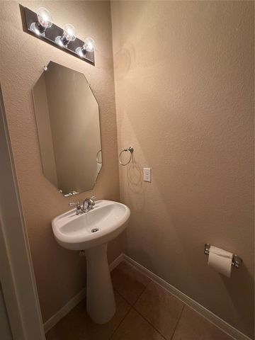 3209 Featherwood Lane, Dickinson, TX 77539