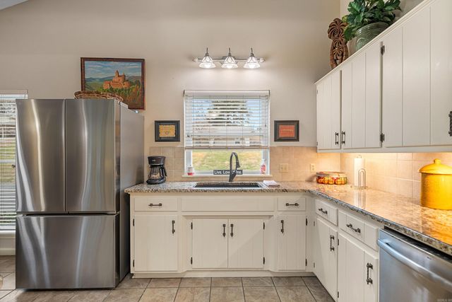 111 Twinpines Street, Hot Springs, AR 71901