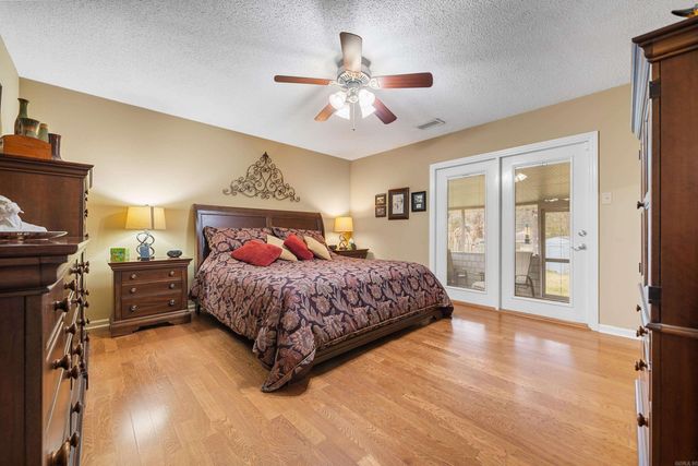 111 Twinpines Street, Hot Springs, AR 71901