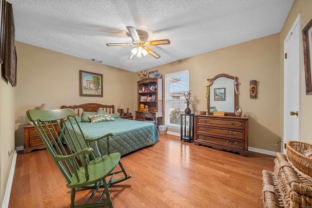 111 Twinpines Street, Hot Springs, AR 71901