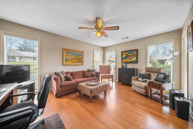 111 Twinpines Street, Hot Springs, AR 71901