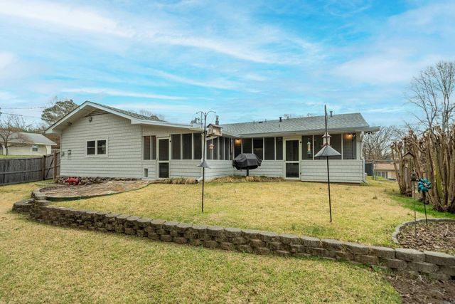 111 Twinpines Street, Hot Springs, AR 71901