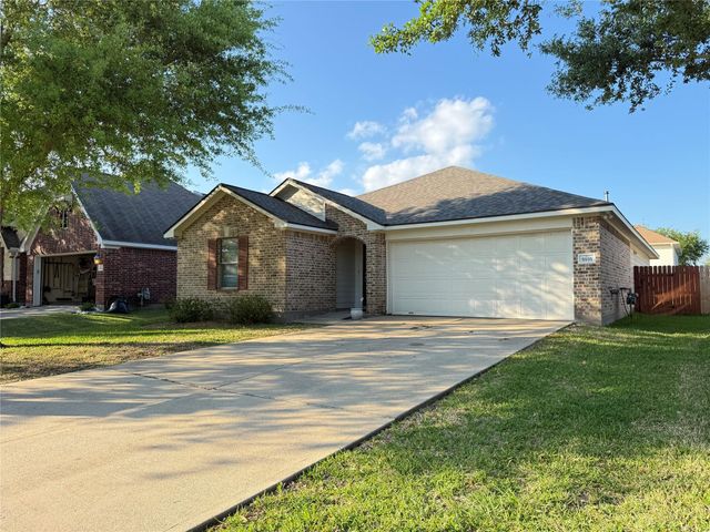 5935 Wildbriar Lane, Richmond, TX 77469