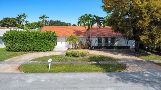 2101 NE 211th Ter ., Miami, FL 33179