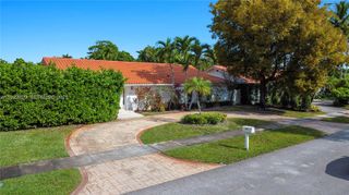 2101 NE 211th Ter ., Miami, FL 33179