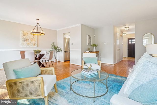 8826 SURVEYORS PL, Springfield, VA 22152