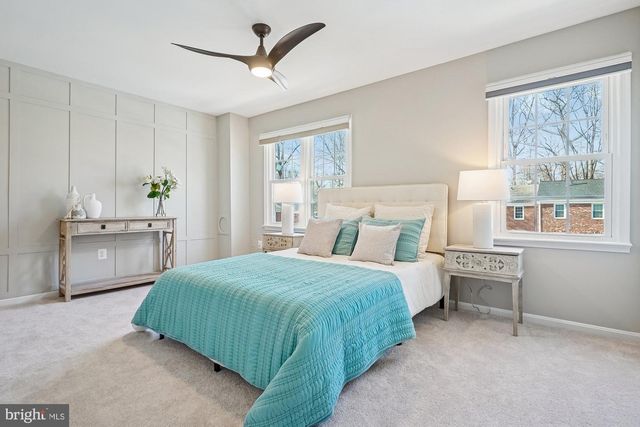 8826 SURVEYORS PL, Springfield, VA 22152