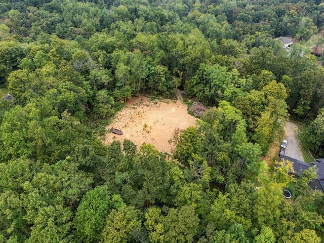 1843 Garrison Branch Rd, Cottontown, TN 37048