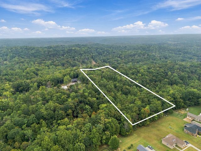 1843 Garrison Branch Rd, Cottontown, TN 37048
