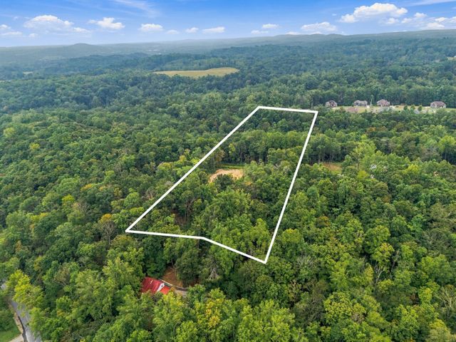 1843 Garrison Branch Rd, Cottontown, TN 37048