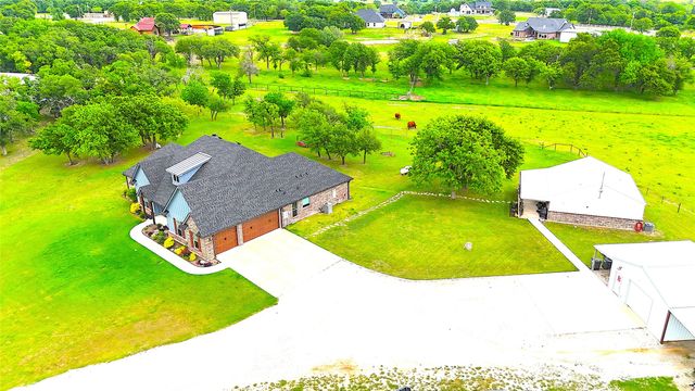 229 Oak Tree Court, Poolville, TX 76487