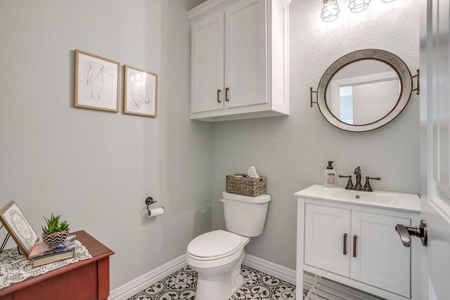 229 Oak Tree Court, Poolville, TX 76487