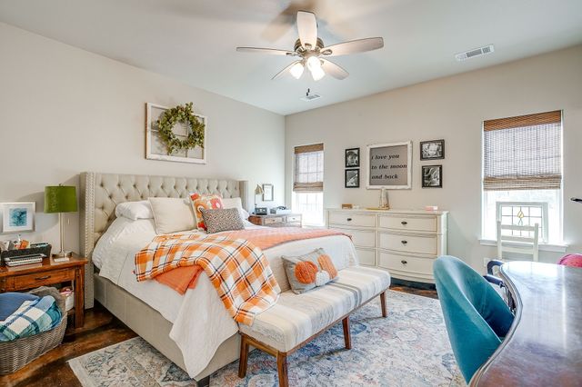 229 Oak Tree Court, Poolville, TX 76487