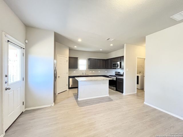 15167 Dione Bend, San Antonio, TX 78245