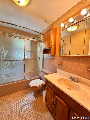761 Jones Hill Road, West Haven, CT 06516