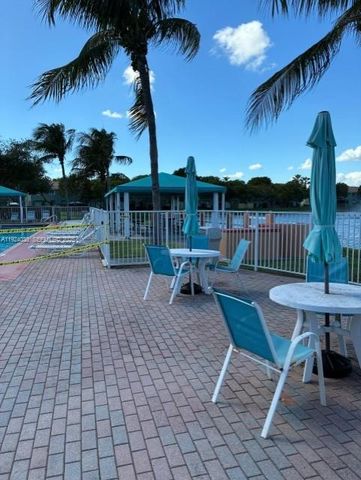 1692 SE 29th Ct 206, Homestead, FL 33035