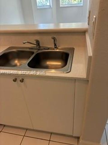 1692 SE 29th Ct 206, Homestead, FL 33035