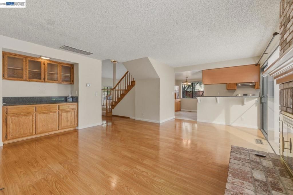 Image 12 of property listing at 642 Fontes Dr, Fremont, CA 94539