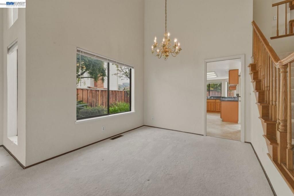 Image 7 of property listing at 642 Fontes Dr, Fremont, CA 94539