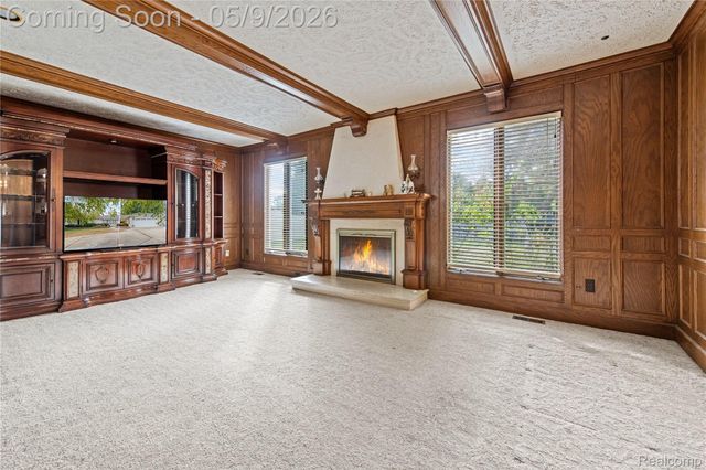 38219 Santa Anna Street, Clinton Charter Township, MI 48036