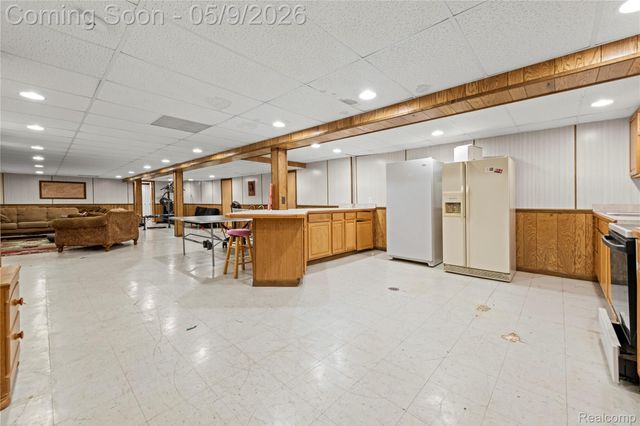 38219 Santa Anna Street, Clinton Charter Township, MI 48036