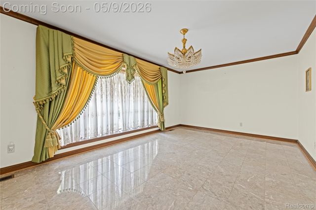 38219 Santa Anna Street, Clinton Charter Township, MI 48036