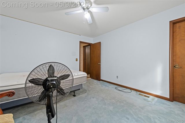 38219 Santa Anna Street, Clinton Charter Township, MI 48036