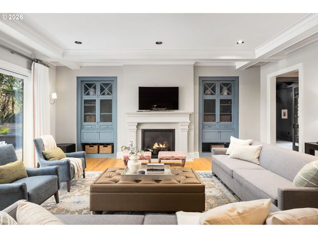 11760 S BREYMAN Ave, Portland, OR 97219