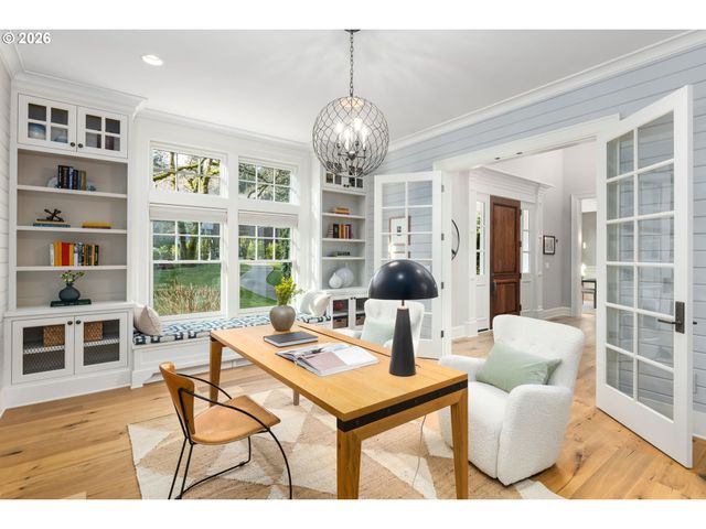 11760 S BREYMAN Ave, Portland, OR 97219