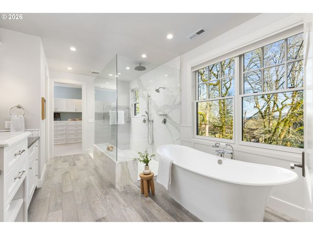 11760 S BREYMAN Ave, Portland, OR 97219