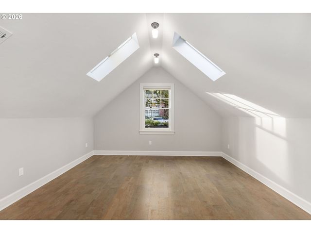 11760 S BREYMAN Ave, Portland, OR 97219