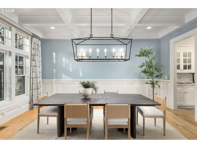 11760 S BREYMAN Ave, Portland, OR 97219