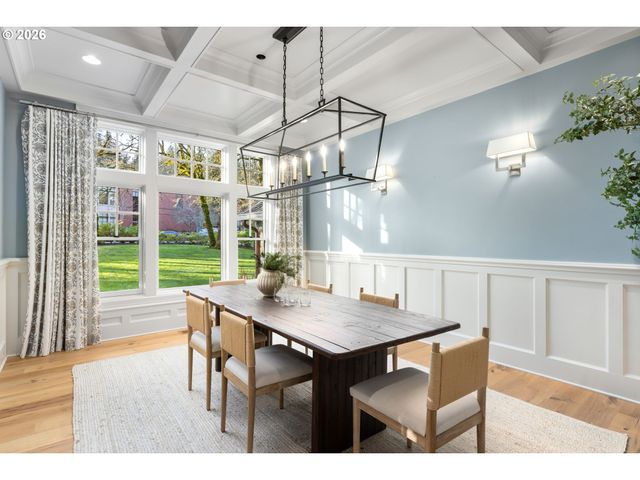 11760 S BREYMAN Ave, Portland, OR 97219