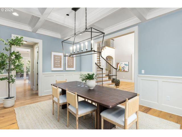 11760 S BREYMAN Ave, Portland, OR 97219