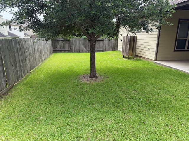 2511 Amy Lee Drive, Conroe, TX 77304