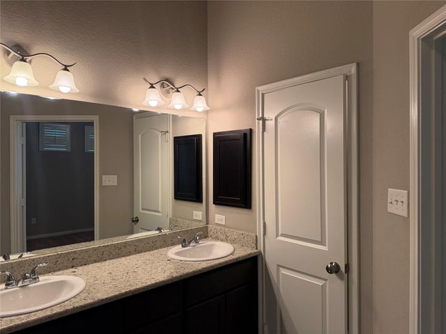 2511 Amy Lee Drive, Conroe, TX 77304