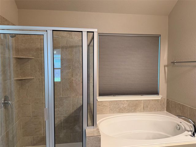 2511 Amy Lee Drive, Conroe, TX 77304