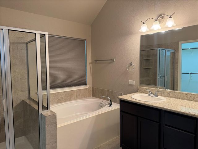 2511 Amy Lee Drive, Conroe, TX 77304