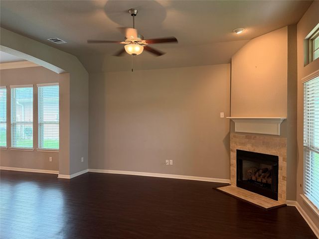 2511 Amy Lee Drive, Conroe, TX 77304