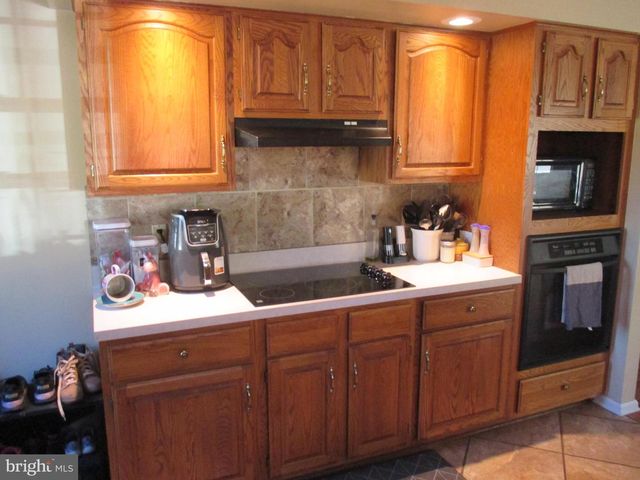 262 WINDOVER DR, Fort Ashby, WV 26719