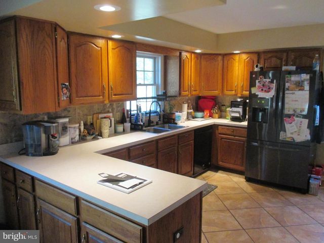 262 WINDOVER DR, Fort Ashby, WV 26719